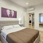 2 Bedroom Beautiful Apartment In Genova