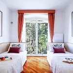 Rapallo Luxe Escape, Finestra Su Portofino