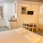 Budget Rooms - Vernazza - Special Price