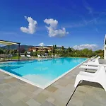 Villa Micol 5' From The Sea!