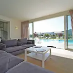 Villa Micol 5' From The Sea!