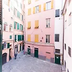 Casaviva - Urban Cozy Apartment In Genoa