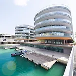 Waterfront Luxury Studio, Free Parking, Ac, Netflix & Wifi By Tilo Lux