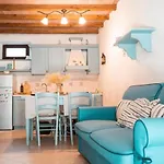 Il Grecale - The Cliff Retreat