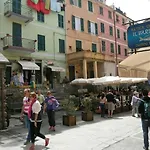 Albaro