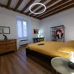Lia Urban Suites - Genova Foce