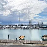 Waterfront Suite 2