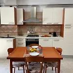 Ica House, Giardino E Posto Auto Privato