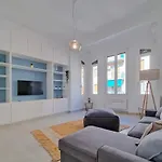La Maison Jolie