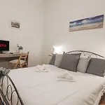 Free Park Appartamento A 10 Minuti Dal Centro Di Genova