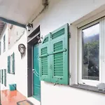 Amazing Home In Sori With Wifi