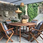 Villa Claudia - 1 Minute Walk To Beach