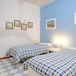 2 Bedroom Awesome Apartment In Chiavari