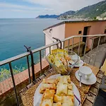 Il Baluardo Sea View Apartment On The Cliff
