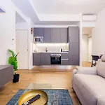 Joivy Chic Apartments In Piazza Dante, Genoa
