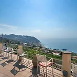 Villa Caroleo