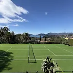 Ulivi House, Inside A Private Park, Pool, Tennis, 2 Ac Bdr, 2Bth, Parking Next Home And Private Garage In Lerici!