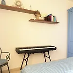 250 Mt Dal Mare - Relax E Posto Auto