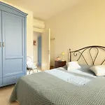 250 Mt Dal Mare - Relax E Posto Auto