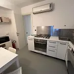 Casa Vacanze Su Due Livelli Via Garibaldi