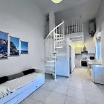 8 Lofts - Apartments - 2