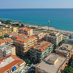 303 - Casa Paola A Loano, Relax A 100Metri Dal Mare