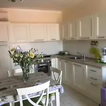 Bnb Cairoli - Homezon