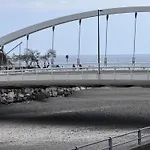 Popii Al Mare Appartamento In Villa Storica Fronte Mare Con Wifi E Aria Condizionata, Arredamenti Di Pregio E Giardino