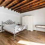 Giano Host - Gozzano, Simple Pleasures