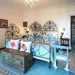 Genova Luxury Villa On Sea