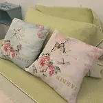 Romantic Chic Loae