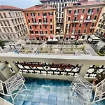 Contesso Luxury Apartment