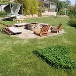Agrilunassa Eco Guesthouse And Cottage