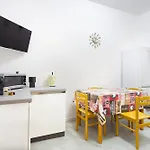 Relaxation Oasis With Parking Space, 5 Min From San Martino