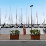 House In The Port Of Varazze 4 Guests-Wi-Fi-Netflix 2 Bedrooms