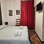 Affittacamere House Leomar Di Sara