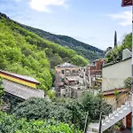 Amazing Home In Sori With Wifi