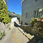 Bella Vista Sopra Il Porto!