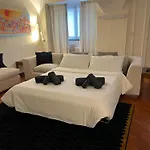 San Lorenzo Rollis Apartment