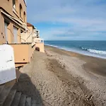 Villa Liliana - Casa Ponente - Esclusivo Con Accesso Diretto Alla Spiaggia