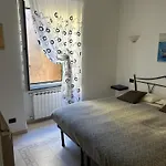 Appartamento In Tipico Carugio Ligure