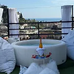 Appartamento Rapallo - Le 5 Terre - Portofino - Sky Garden Maria Jose - Attico Vista Mare - Terraces - 2 Bagni- 2 Camera Da Letto - Box, Wi-Fi, Idromassaggio Free Inteiro Attico Per Voi, Con Ascensore