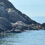 Una Finestra Sul Mare - A Window On The Sea - Nervi - Genoa