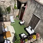 Crosa Tra Le Nuvole