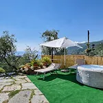 Beautiful Home In Recco With Kitchen