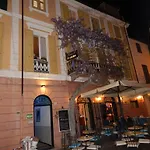 Hotel Glicine