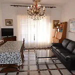 Glicine Apartment