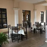 Hotel Plaza Tenam