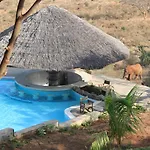 Lion Hill Safari Lodge