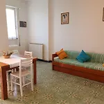 Lorenzo'S Charming Flat